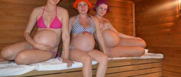 Волосатая мама в бане. Баня для беременных. Беременные в сауне.